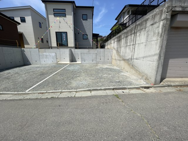 Sunhills東白山台の玄関