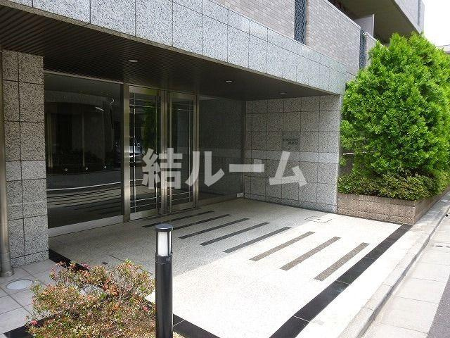 練馬区平和台３丁目の賃貸マンションのエントランス