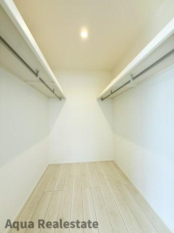 オール電化デザイナーズハウス高松市三谷町④の収納|こまごまとしたものを収納できそうですね
