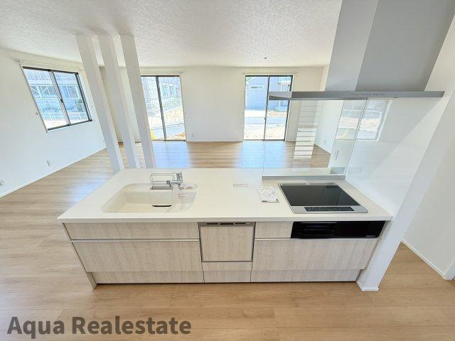 オール電化デザイナーズハウス高松市三谷町④のキッチン|キッチンでお料理をお楽しみください