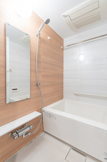 【浴室】 | メルクマール京王笹塚レジデンス | ※写真は同タイプ住戸です。