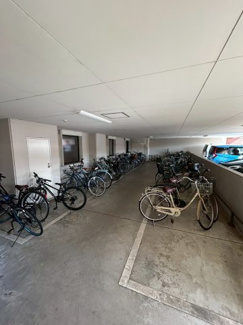 【駐輪場】 | グランパル西原 | 屋内駐輪場あり