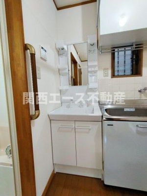  | 新池島町２丁目貸家