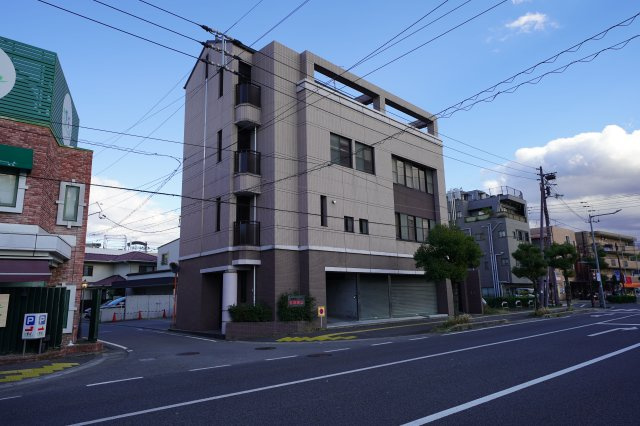  | 持田町1-131-2