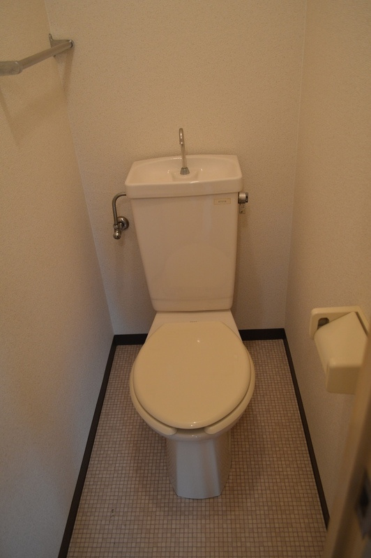 サン・ホワイティ豊里のトイレ