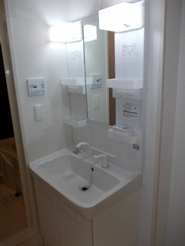 クラール　安宅Ｃの洗面所