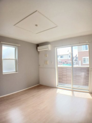 クラール　安宅Ｃの居間・リビング