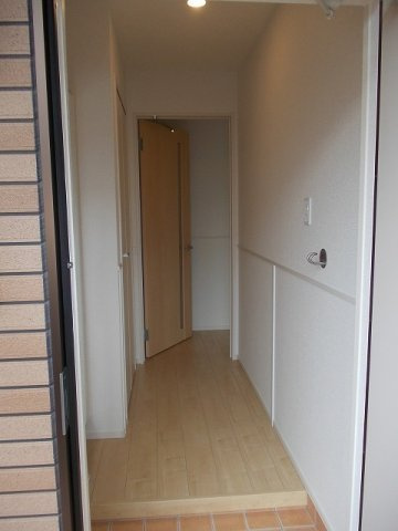 クラール　安宅Ｃの玄関