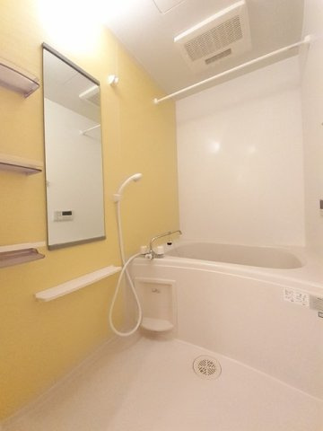 エルハーベン加茂宮Ｂの浴室