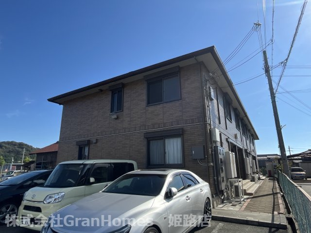 クローバーシャトレの外観