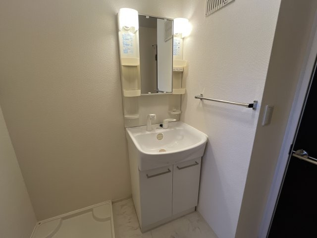 クローバーシャトレの洗面所