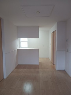 【居間・リビング】 | リバー・フォールド | 居間です