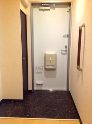 【玄関】 | レオネクスト御所 | 靴の収納もお任せ