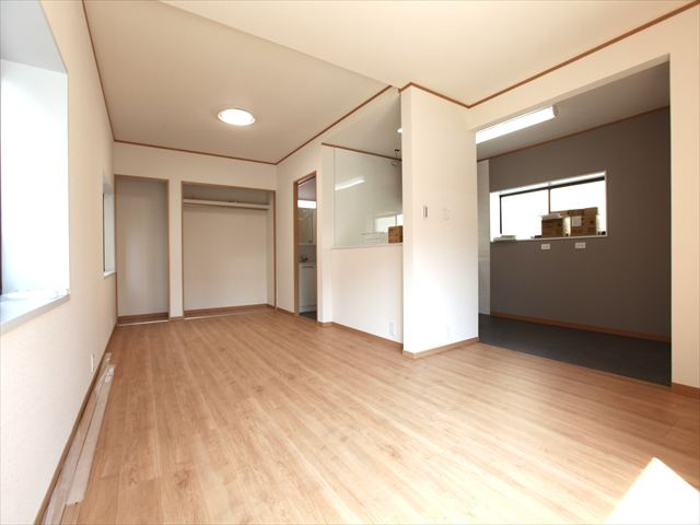 【居間・リビング】の画像