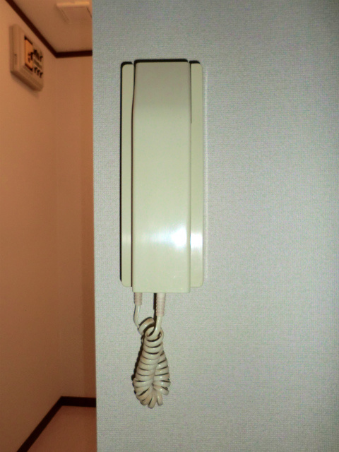 メゾンシェラの設備|★訪問者を確認できるインターホン★