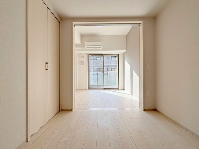 エレガントレジデンスyodogawaの居間・リビング