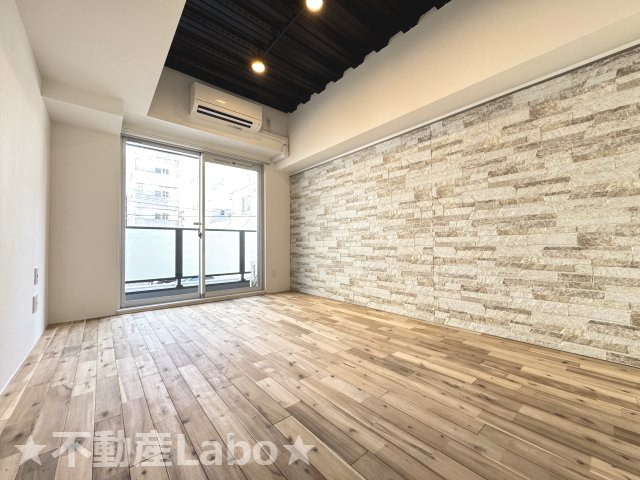 徳島市新内町２丁目の賃貸マンション