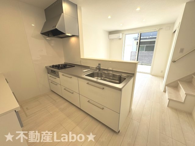 徳島市上吉野町３丁目のテラスのキッチン