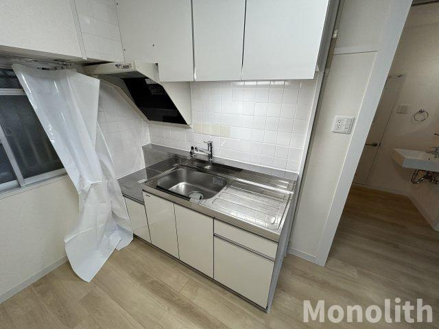 堺市南区原山台１丁の賃貸マンションのキッチン