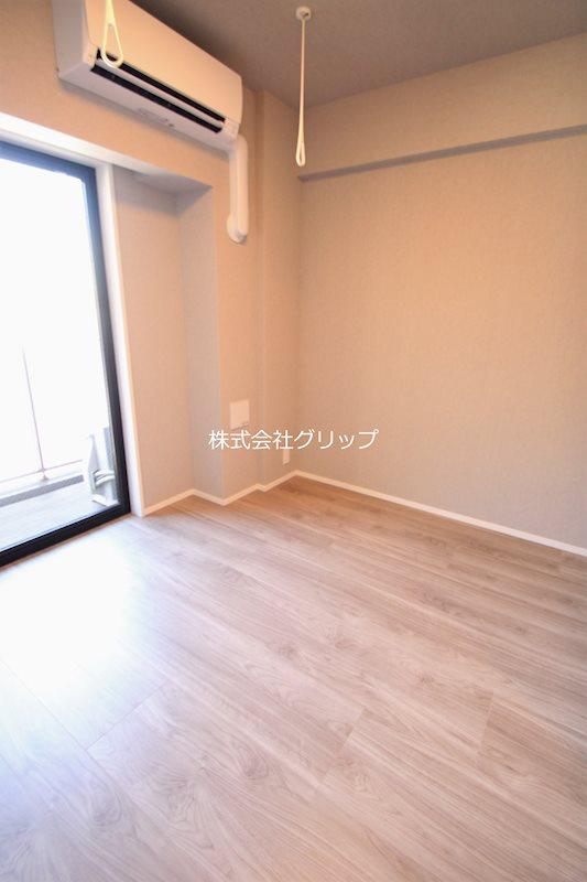 Le'a GRANDE横濱戸部の洋室