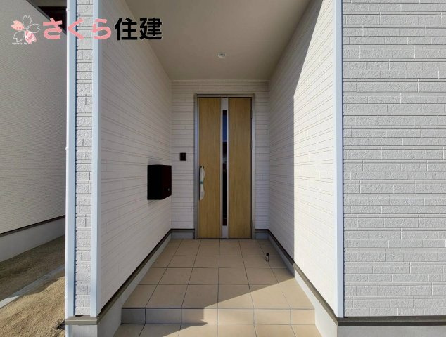 クレイドルガーデン那須塩原市下厚崎第2　2号棟の玄関|モニター付きインターフォンでセキュリティ面も安心です◎