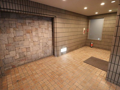 【エントランス】 | リラハイツ大通