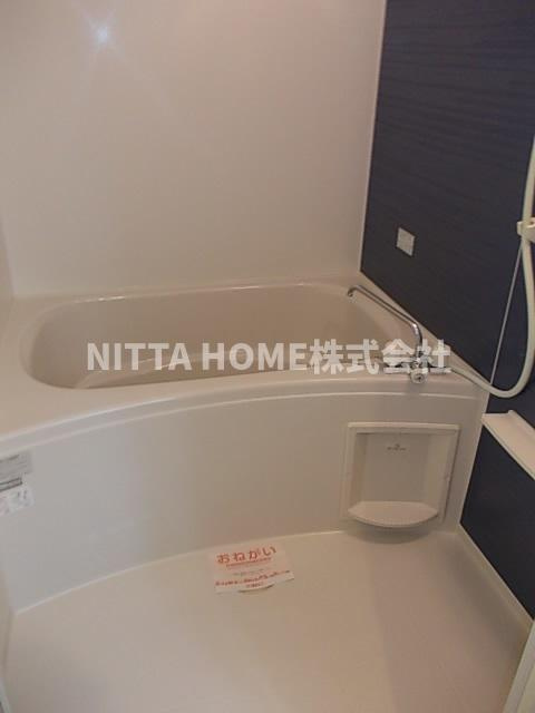 サンリットタウン日高Ⅲの浴室|追い炊き機能・浴室乾燥機も設置済み♪