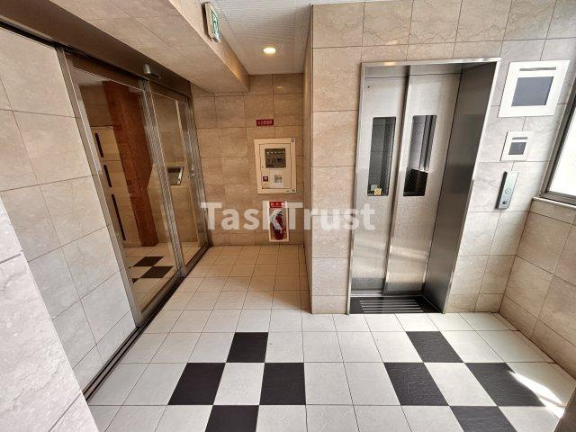 【ロビー】 | Live工大前