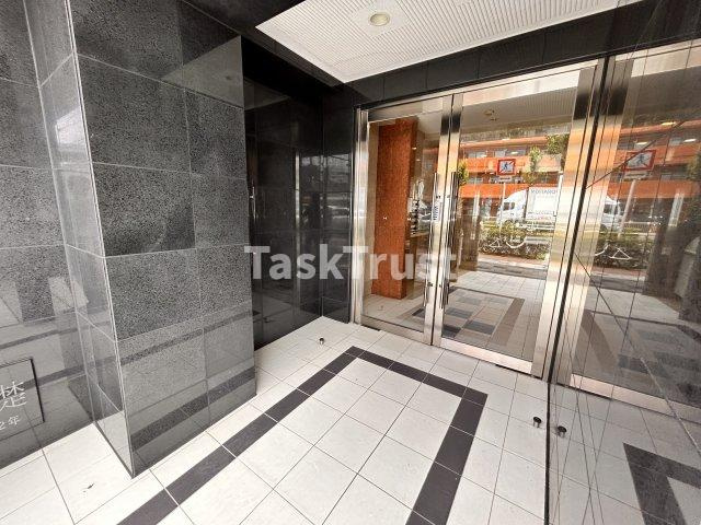 【エントランス】 | Live工大前