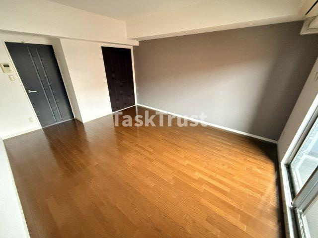 【内装】 | Live工大前