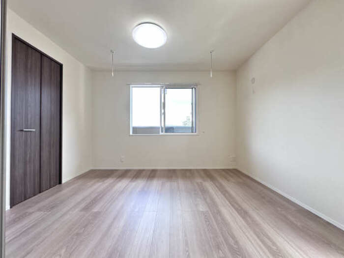 プラム86の内装