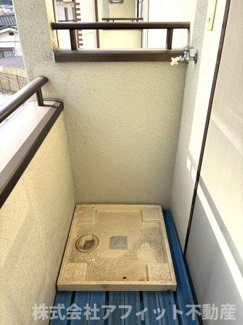 【その他】 | エメローズ高橋 | 室外洗濯機置場