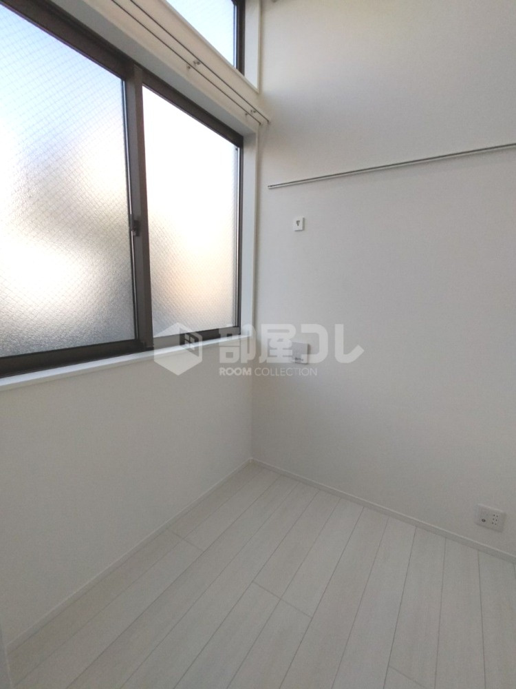 高円寺プレイスの居間・リビング