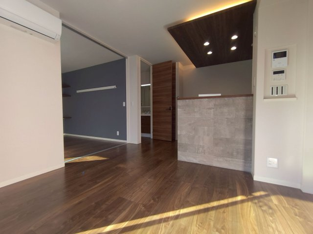 La maison marronの居間・リビング