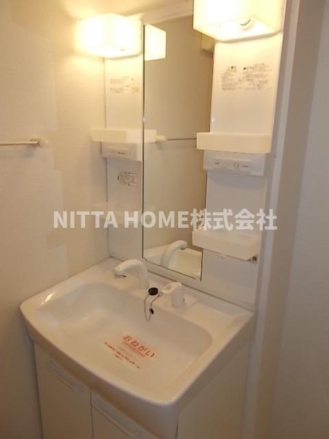 メゾンみやびＥの洗面所|独立洗面化粧台もありますよ●