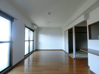 【居間・リビング】 | リバーコート