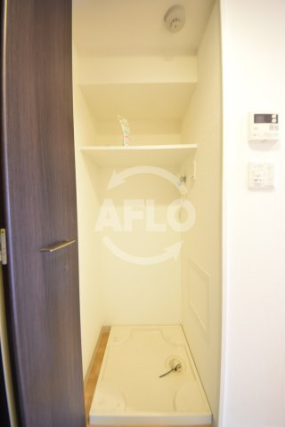 セイワパレス玉造の玄関|セイワパレス玉造　室内洗濯機置場