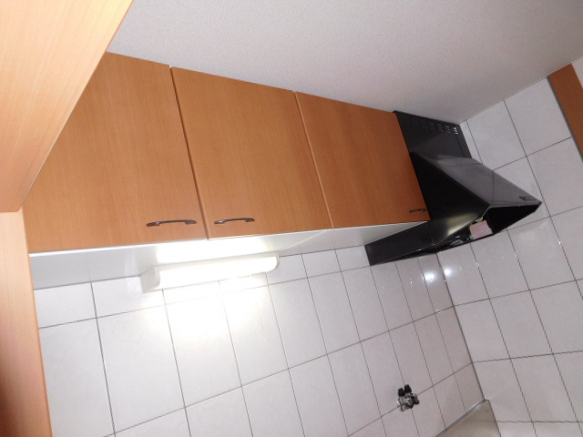 姫路市大津区勘兵衛町２丁目のハイツのキッチン