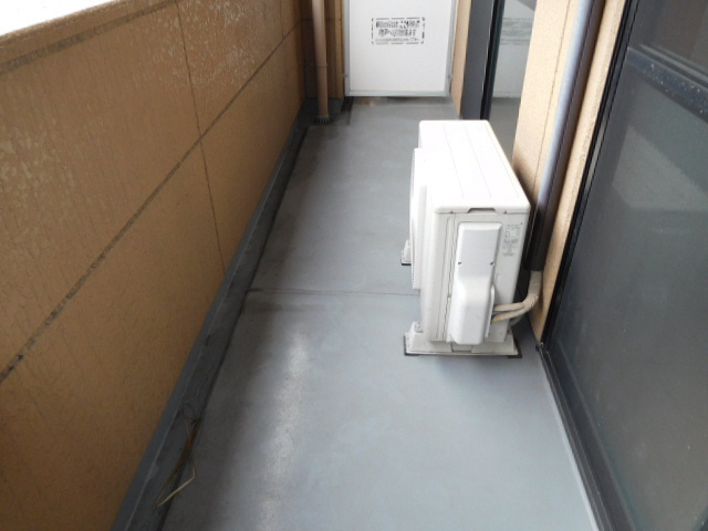 姫路市大津区勘兵衛町２丁目のハイツのバルコニー