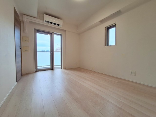 アトラス新宿左門町の居間・リビング
