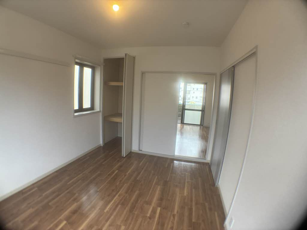 グランメール宮﨑の洋室