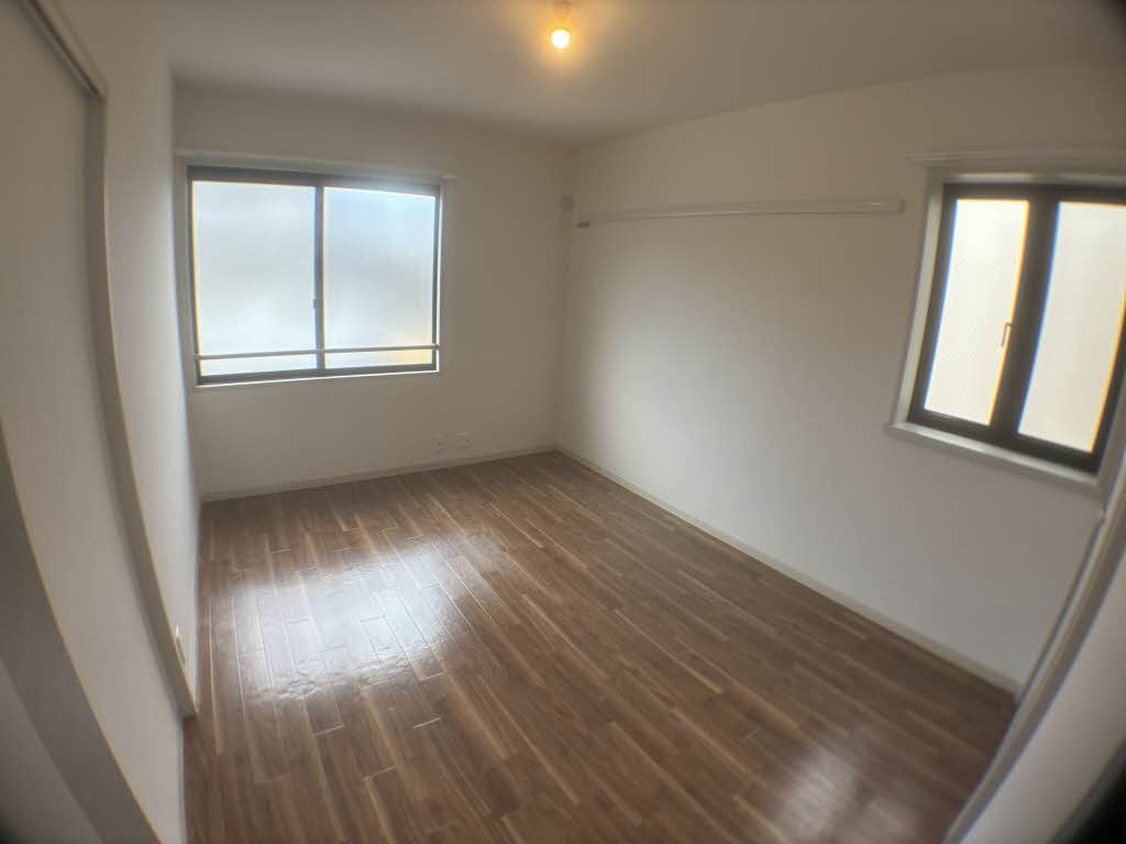 グランメール宮﨑の洋室