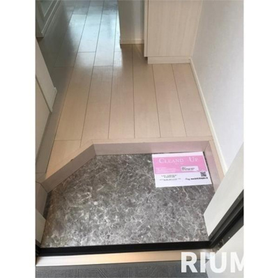 【玄関】 | リヴィエール中野