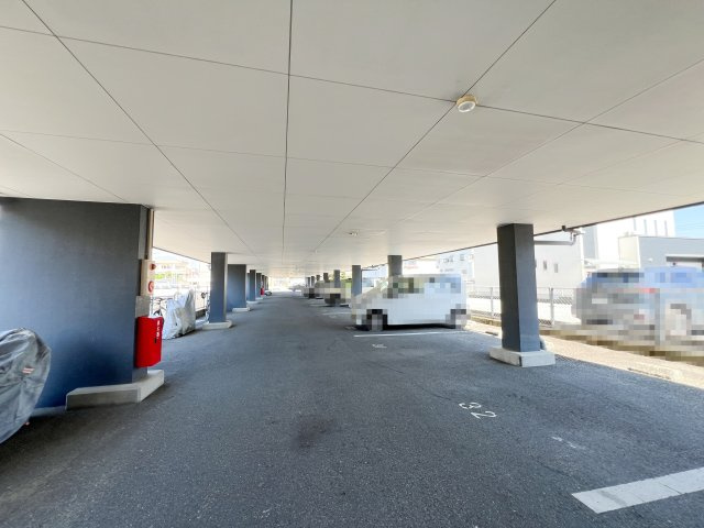 ABIDEの駐車場