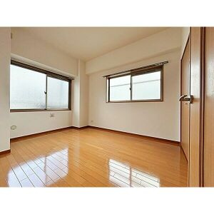 レージュ栄の内装