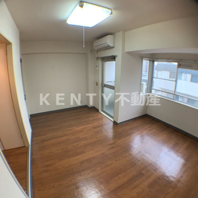 【寝室】 | ワールドレジデンス大森 | 開放的な寝室です