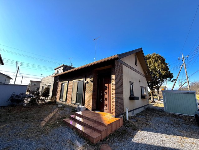 一条工務店施工の平屋♪駅まで8分の中古物件の外観|落ち着いた雰囲気の外観です