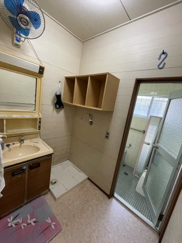 和歌山市和歌川町・中古戸建・54722の洗面所