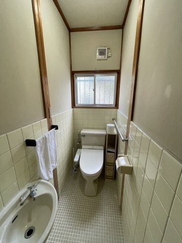 和歌山市和歌川町・中古戸建・54722のトイレ