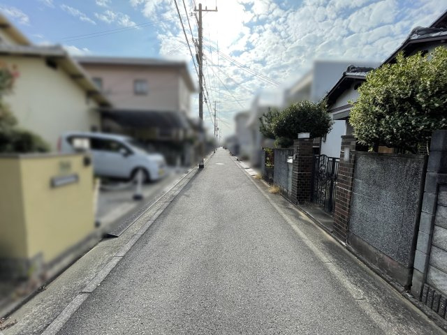 和歌山市和歌川町・中古戸建・54722の前面道路含む現地写真